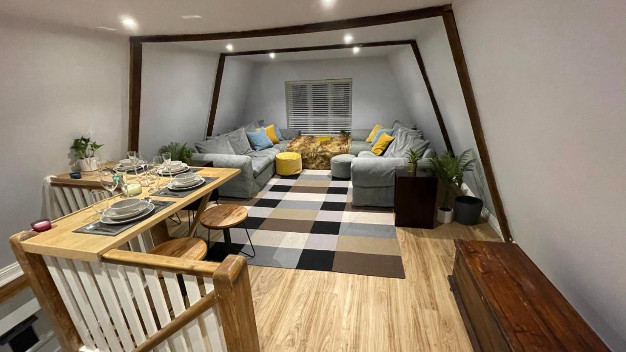 Stunning Luxury Apartment In Central 利明顿 外观 照片